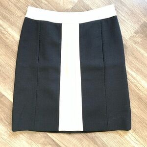 Tory Burch EUC A Line Wool Skirt Size 2‎ Lined